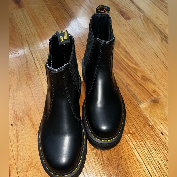 Doc marten smooth leather platform chelsea boots - Picture 4 of 4
